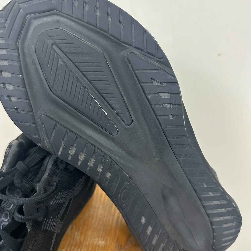 Asics Novablast 5 Sneakers Double Black Lace Up Athletic Running Shoes Men 11
